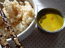 朝のツナカレー缶