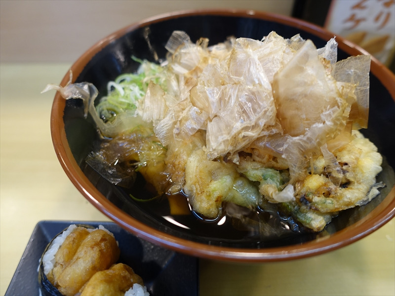 名古屋駅ホームのきしめん