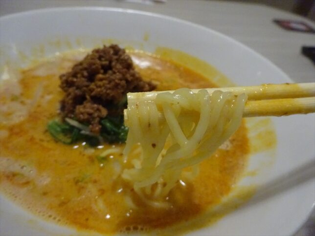 白ごま担々麺