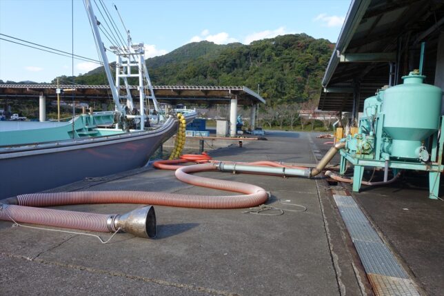 魚　吸い込み機