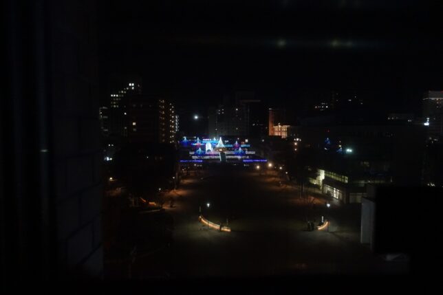 ホテルの窓から