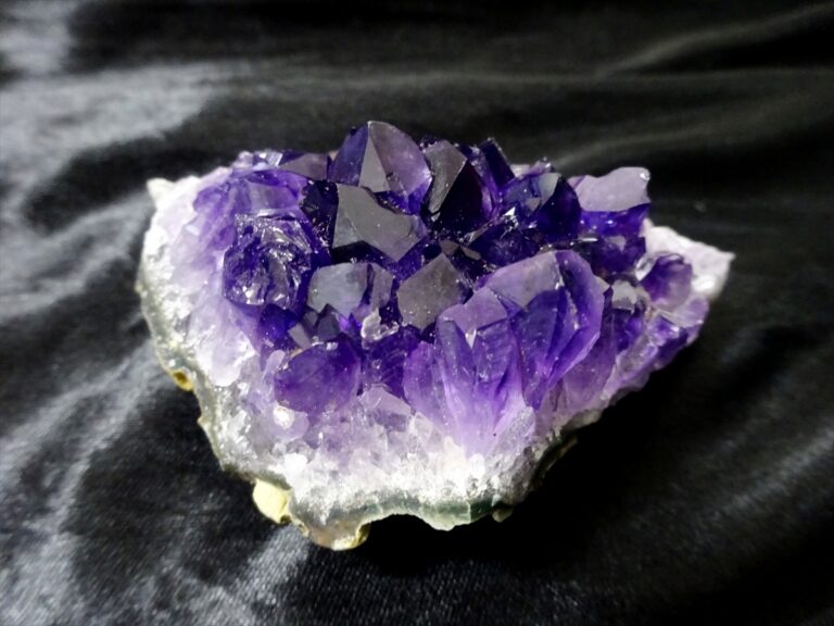 岩石のイメージ