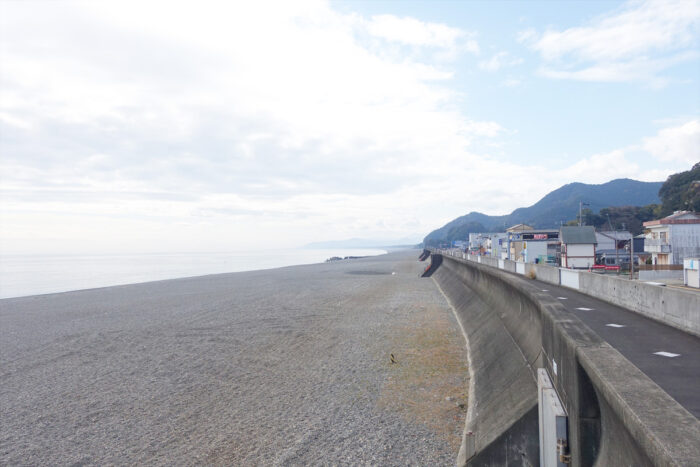 七里御浜（しちりみはま）