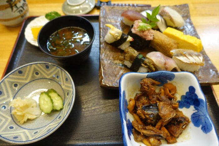 旭ランチ