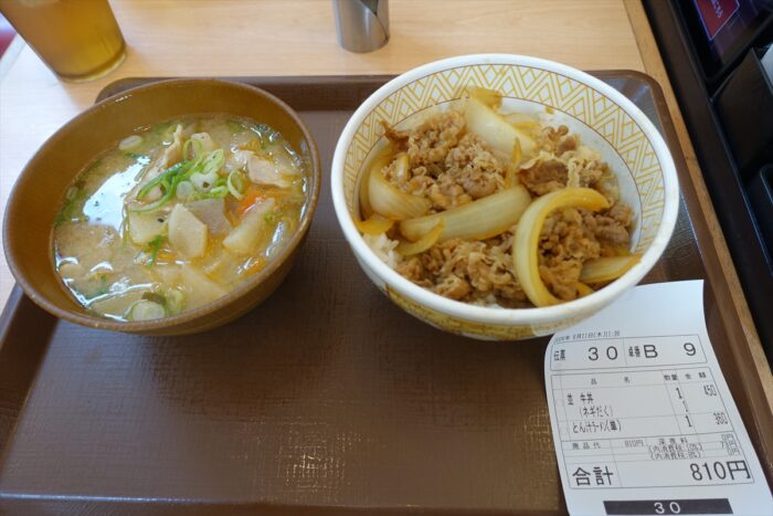 すき家の豚汁ラーメン
